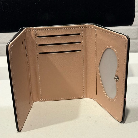 Black and Pink‎ Wallet - Picture 3 of 3